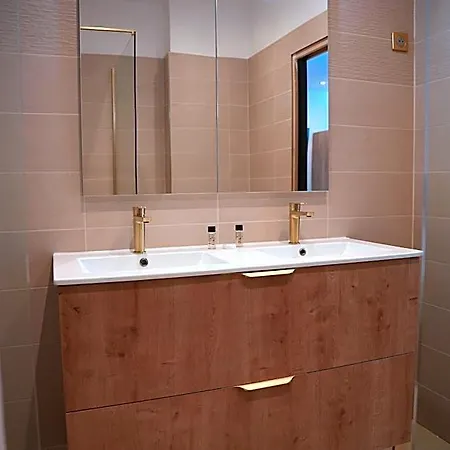Aparthotel Hdg Gare De Adam Appart's 3*