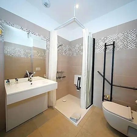 Hdg Gare De Adam Appart's Aparthotel LʼIsle-Adam