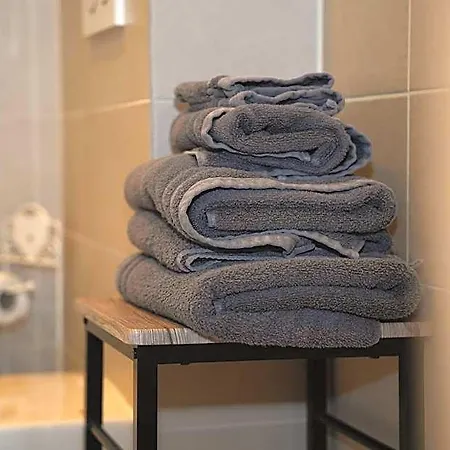 Hdg Gare De Adam Appart's Aparthotel 3*