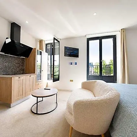 Hdg Gare De Adam Appart's Aparthotel 3*